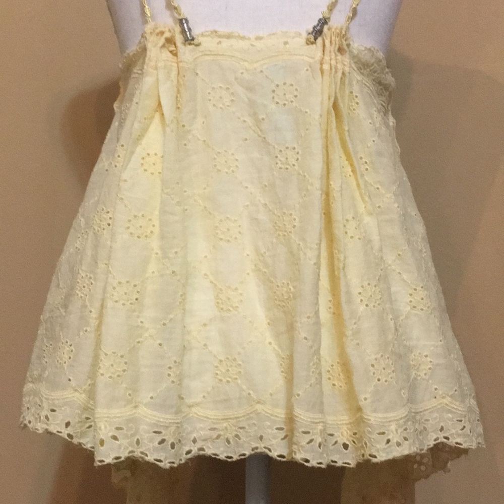 FREE PEOPLE🌼NEW ROMANTICS YELLOW TOP - Picture 7 of 8